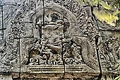 Angkor - Beng Mealea, carved fronton